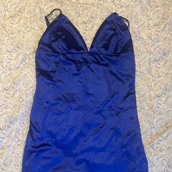 Plus Size Blue Satin Mini Dress - Picture 2 of 5